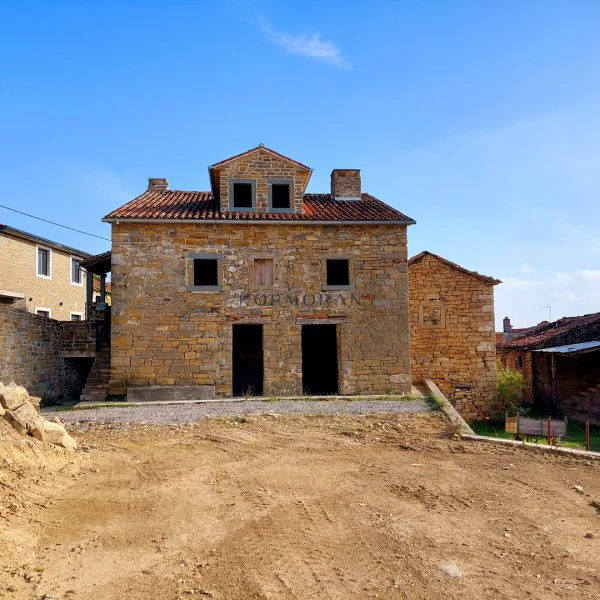 Kuća pored Motovuna