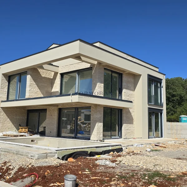 Vila blizu mora